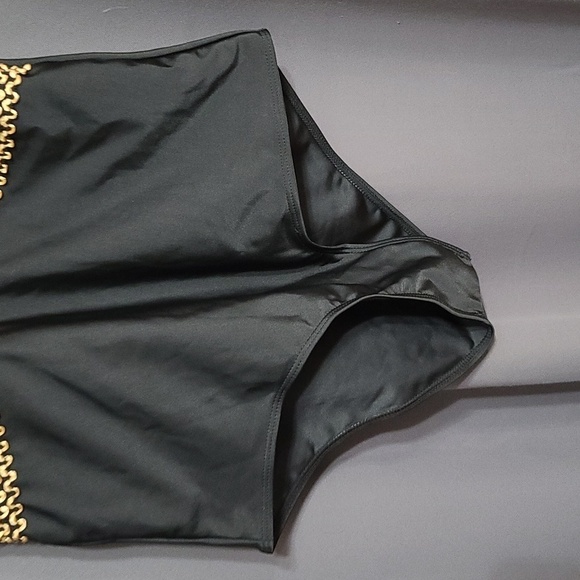 Unbranded Womens Swimsuit One Piece Black W/Gold Ric A Rac Sequins Size XL EUC - Picture 4 of 9